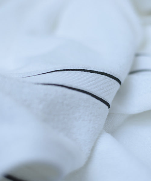 Black Cording White Face Towels - Set of 4
